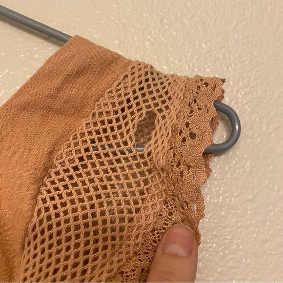 Old Navy Flutter Sleeve Crochet Lace low Tie-Back blouse Top peachy pink M - Picture 11 of 11